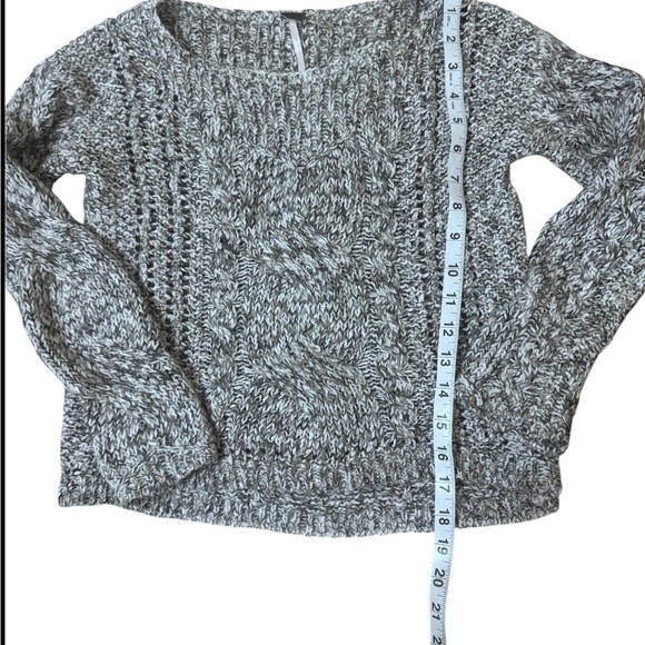 Free People Gray Textured Women's Sweater - Picture 3 of 7